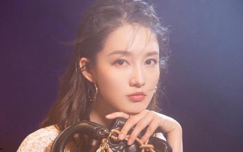 娱乐圈吃瓜李沁是真的吗,李沁恋情真相揭秘，是真的吗？